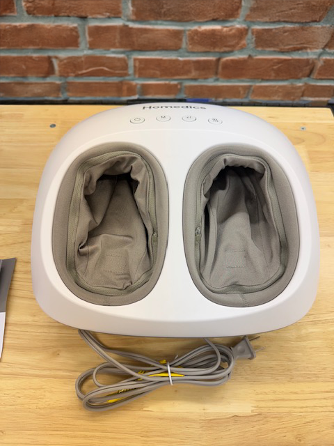 Shiatsu + air 4.0 foot massager with heat