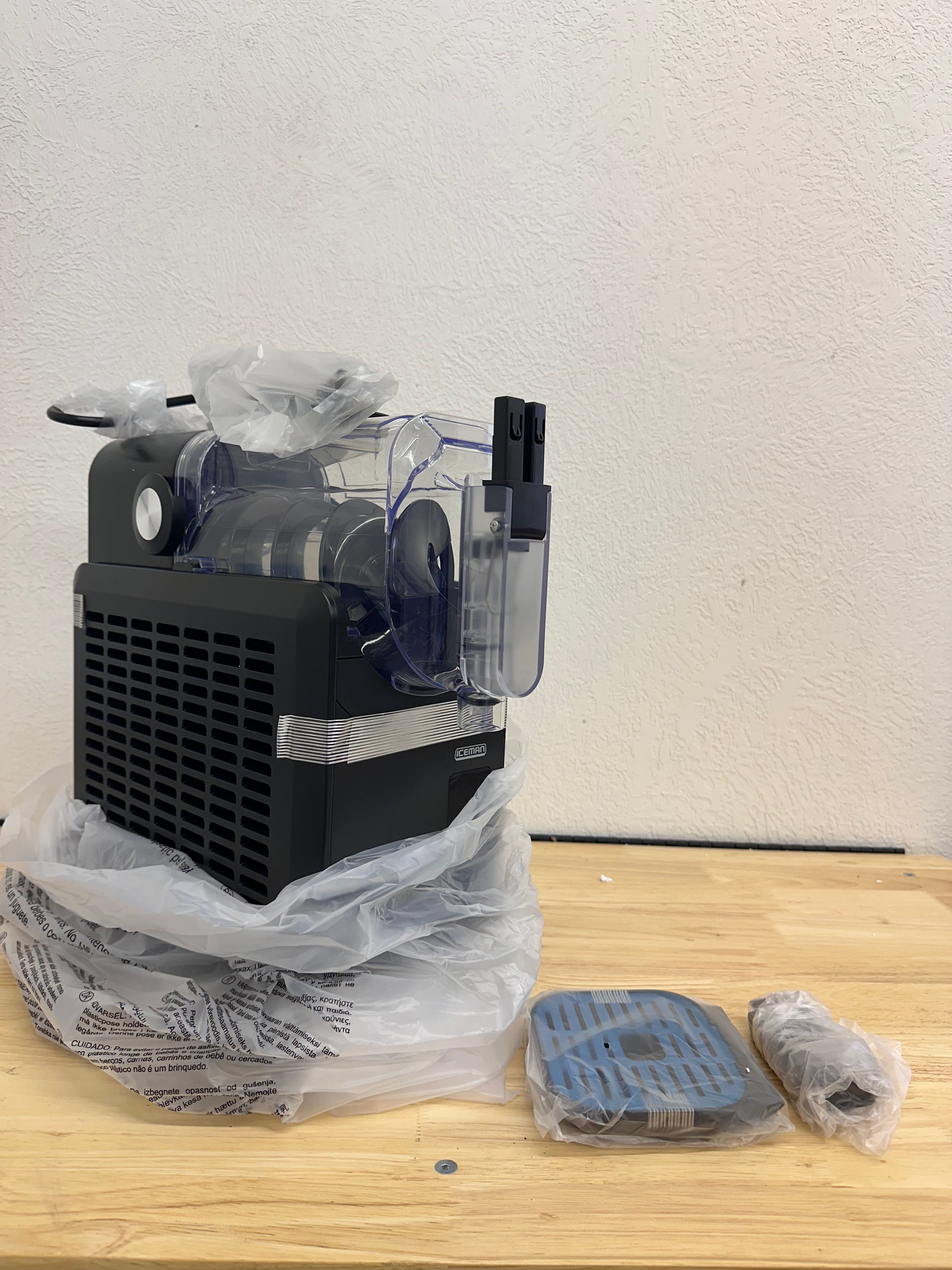 Iceman Slush-Ease Slushie Machine